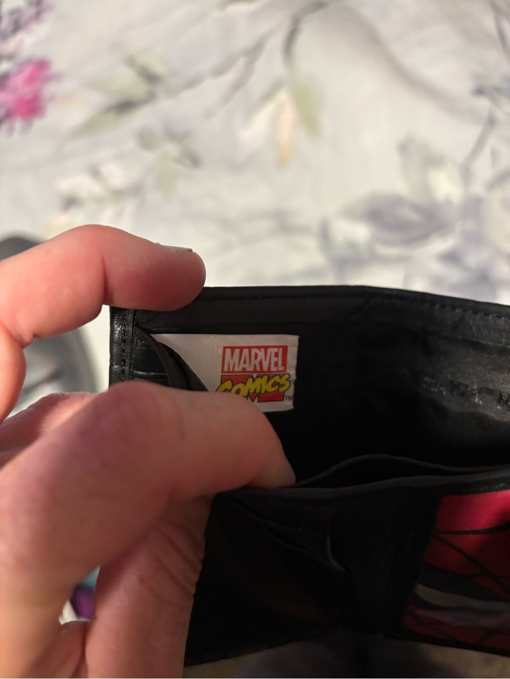 Spider- Man Wallet - Picture 2 of 4